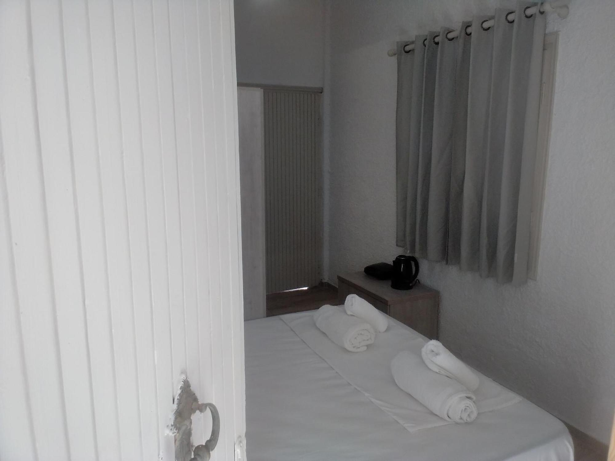 President Guest House Keratokampos Exterior foto
